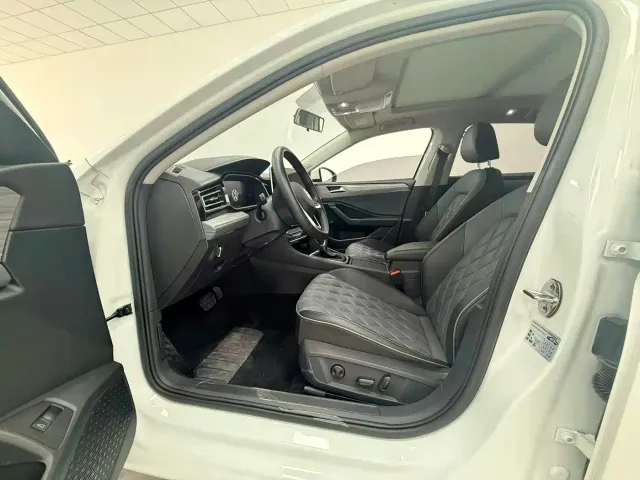 Volkswagen Sagitar — Фото автомобиля 4