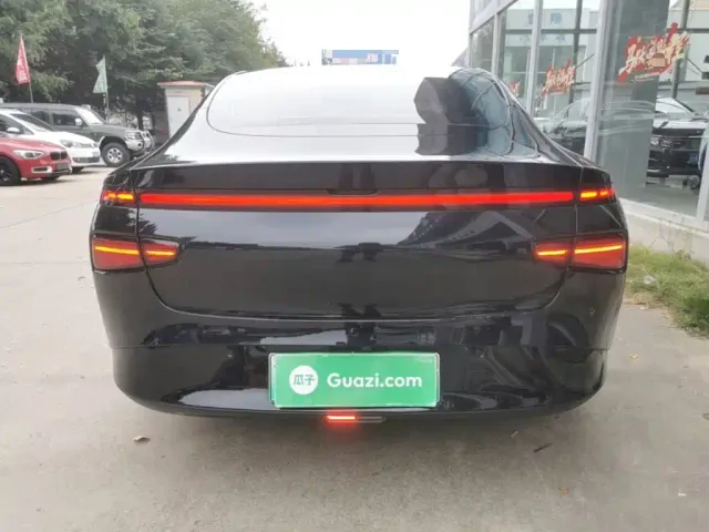Xpeng P7 — Фото автомобиля 5