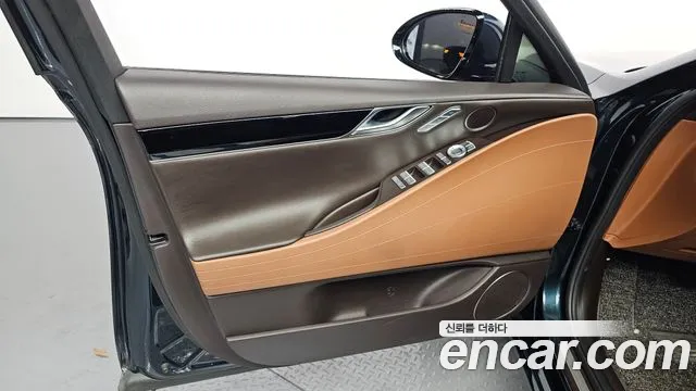 Genesis G80 Бензин 2.5 турбо AWD — Фото автомобиля 24