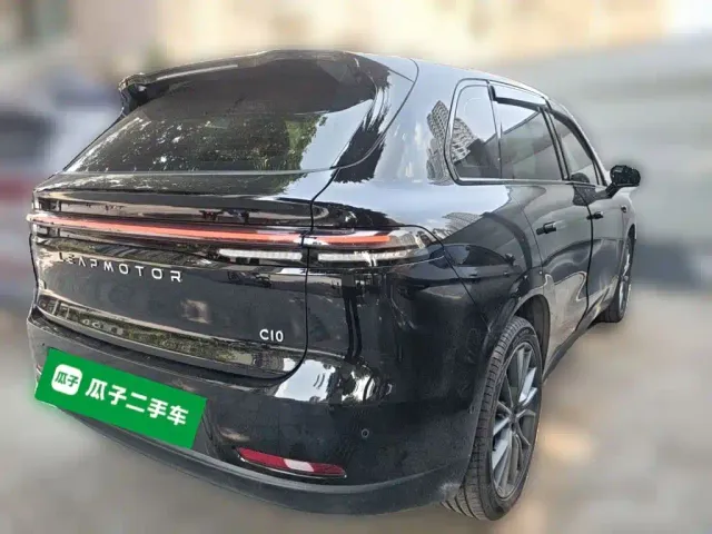 Leapmotor C10 — Фото автомобиля 6