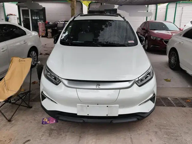 BYD Yuan Pro — Фото автомобиля 2