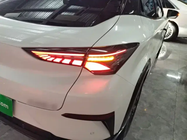 Changan UNI-T — Фото автомобиля 7