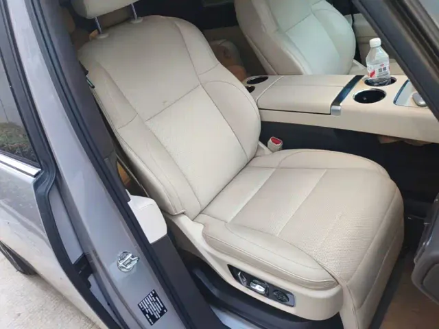 Li Auto MEGA — Фото автомобиля 24