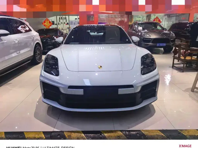 Фотография автомобиля — Porsche Panamera