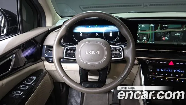 Kia Carnival Generation 4 — Фото автомобиля 18