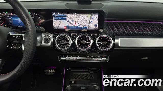 Mercedes-Benz GLB-Class — Фото автомобиля 12