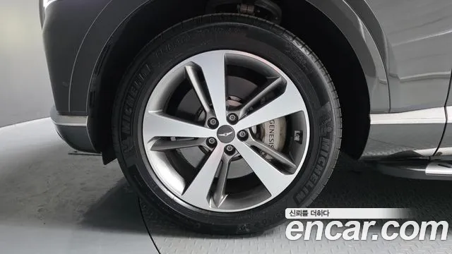 Genesis GV80 2.5T Бензин AWD — Фото автомобиля 5