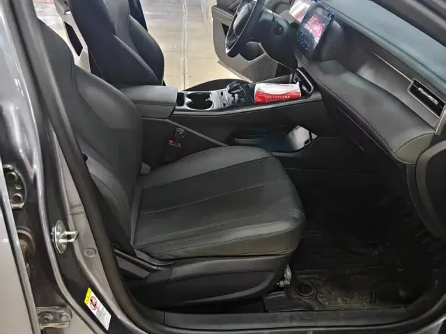 BYD Qin PLUS — Фото автомобиля 10