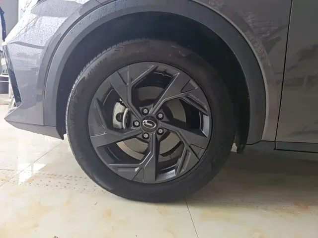 GAC Trumpchi GS3 — Фото автомобиля 22
