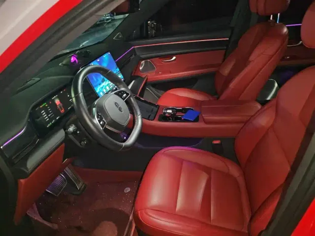 Aito M5 — Фото автомобиля 16