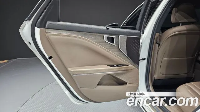 Kia K8 K8 Hybrid — Фото автомобиля 14