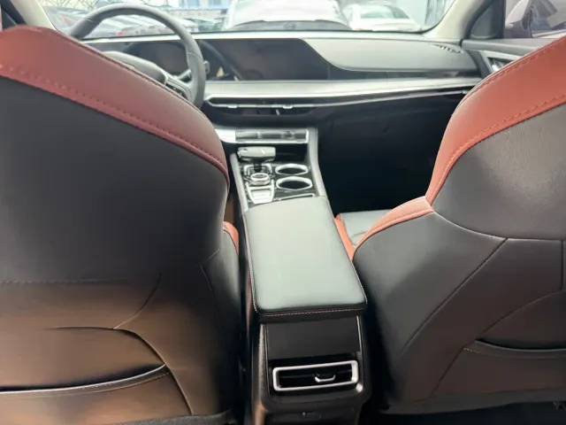 Changan Eado — Фото автомобиля 6