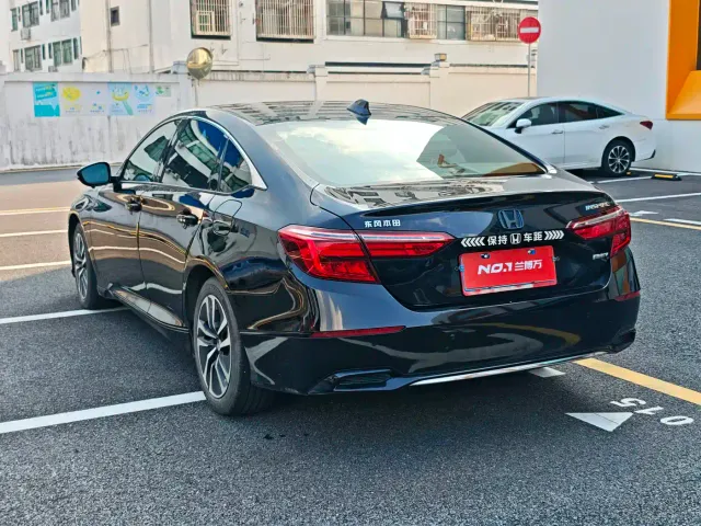 Honda Inspire — Фото автомобиля 4