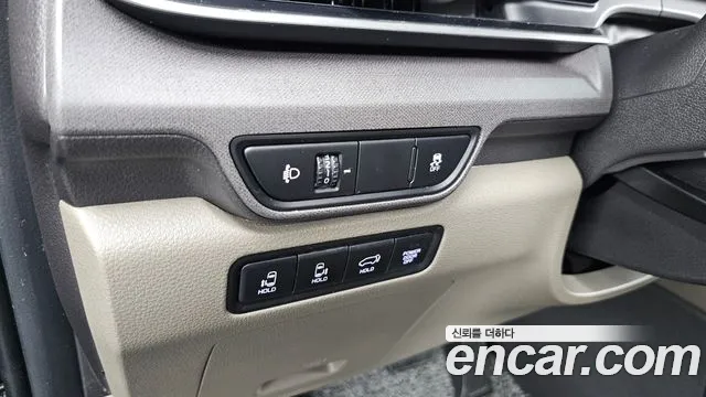Kia Carnival 4th Gen — Фото автомобиля 30