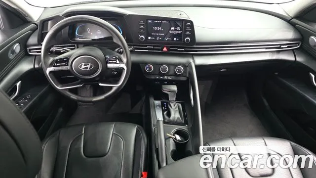 Hyundai Avante CN7 — Фото автомобиля 7