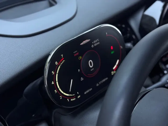 MINI John Cooper Works — Фото автомобиля 17