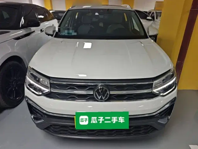 Volkswagen Tharu — Фото автомобиля 2
