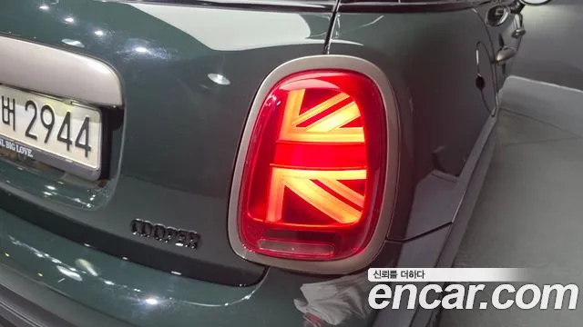 MINI Cooper — Фото автомобиля 23