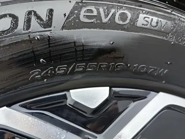 Xiaomi Auto Xiaomi YU7 2025 Extended Range RWD Edition — Фото автомобиля 24
