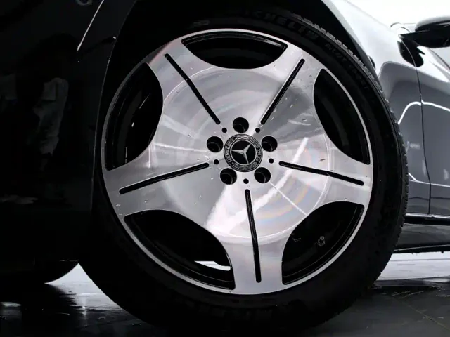 Mercedes-Benz S-Class — Фото автомобиля 21