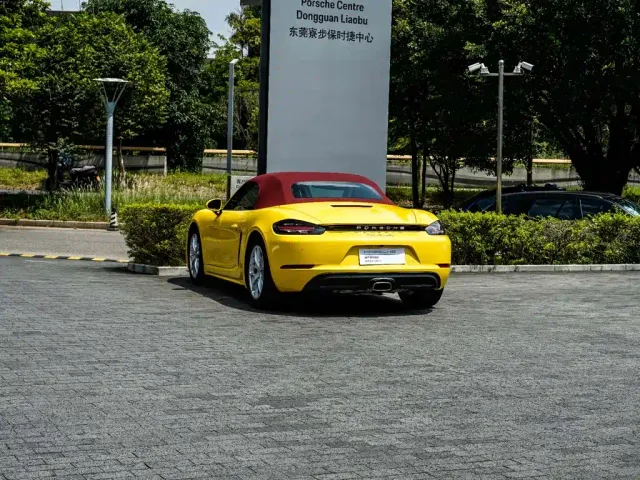 Porsche 718 — Фото автомобиля 13