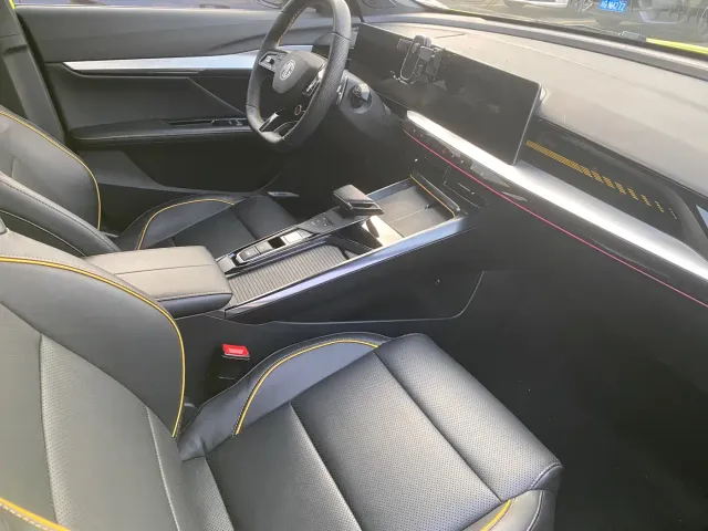 MG 5 Scorpio — Фото автомобиля 11