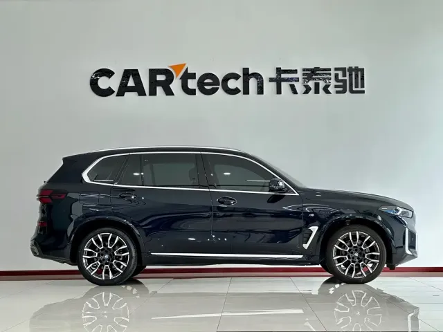 BMW BMW X5 2023 xDrive 40Li M Sport Package — Фото автомобиля 5