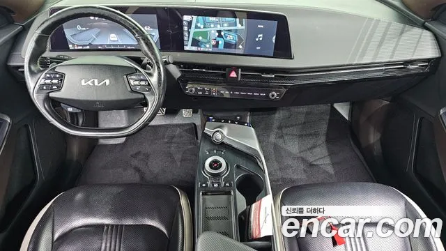 Kia EV6 — Фото автомобиля 10