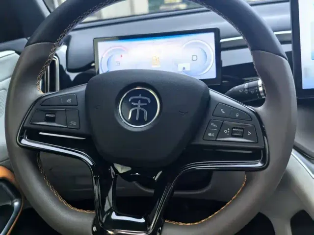 BYD Song Pro — Фото автомобиля 4
