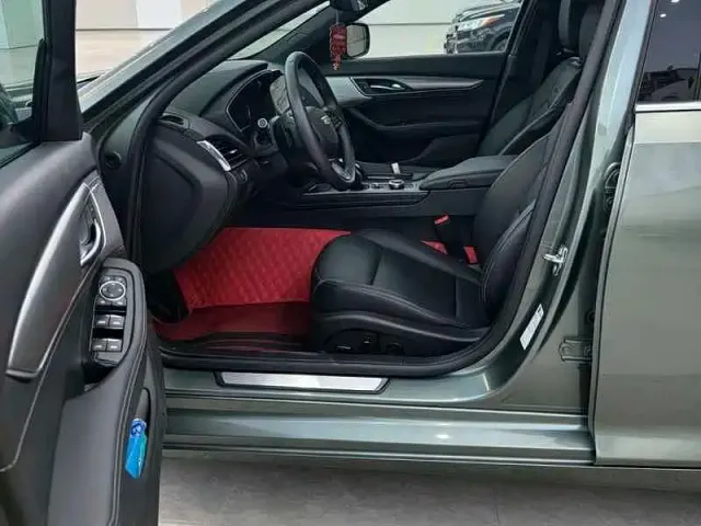 Cadillac CT5 — Фото автомобиля 4