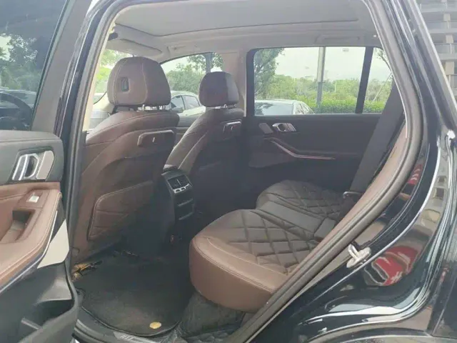 BMW X5 — Фото автомобиля 6