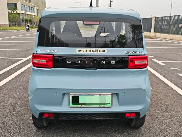 Wuling Hongguang Mini EV — Фото автомобиля 5