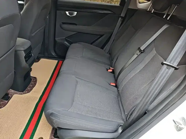 Wuling Asta — Фото автомобиля 16