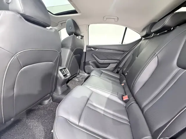 Skoda Octavia — Фото автомобиля 8