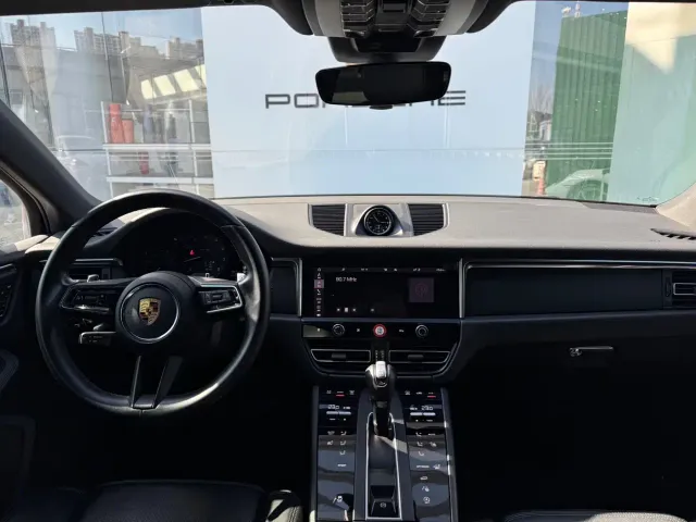 Porsche Macan — Фото автомобиля 9