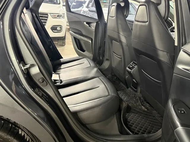 Changan Lamore — Фото автомобиля 9