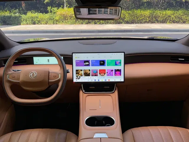 Dongfeng Aeolus L8 — Фото автомобиля 15