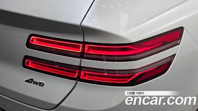 Genesis GV80 — Фото автомобиля 8