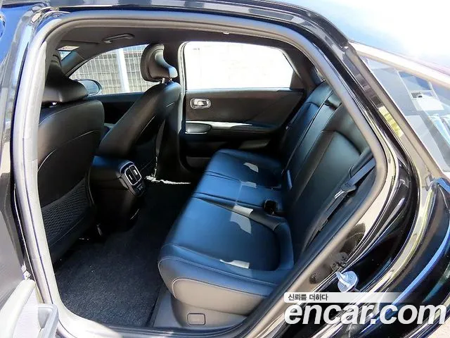 Hyundai Ioniq 6 — Фото автомобиля 6