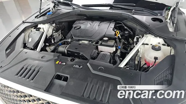 Genesis GV70 2.5T Бензин AWD — Фото автомобиля 5