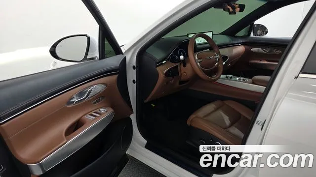 Genesis GV70 — Фото автомобиля 15