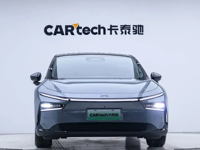 Xpeng P7+ — Фото автомобиля 7