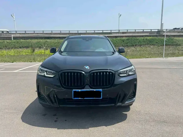 BMW X3 — Фото автомобиля 2