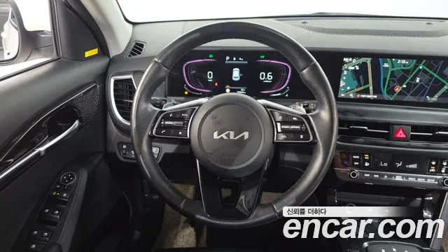 Kia Seltos Новый Seltos Бензин 2.0 2WD — Фото автомобиля 12
