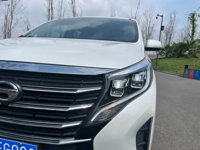 GAC Trumpchi M8 — Фото автомобиля 6