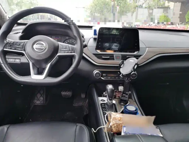 Nissan Teana — Фото автомобиля 12