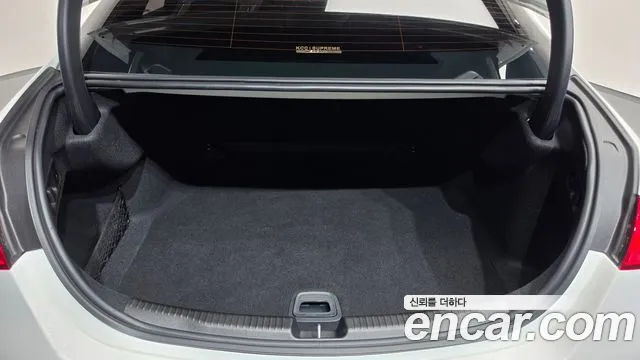 Mercedes-Benz C-Class — Фото автомобиля 19