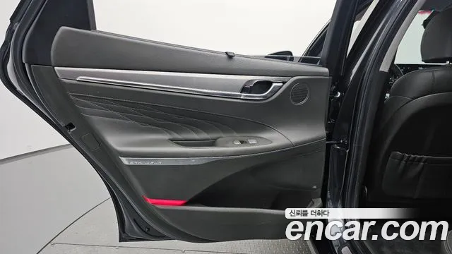 Hyundai Grandeur Новый Grandeur IG — Фото автомобиля 17