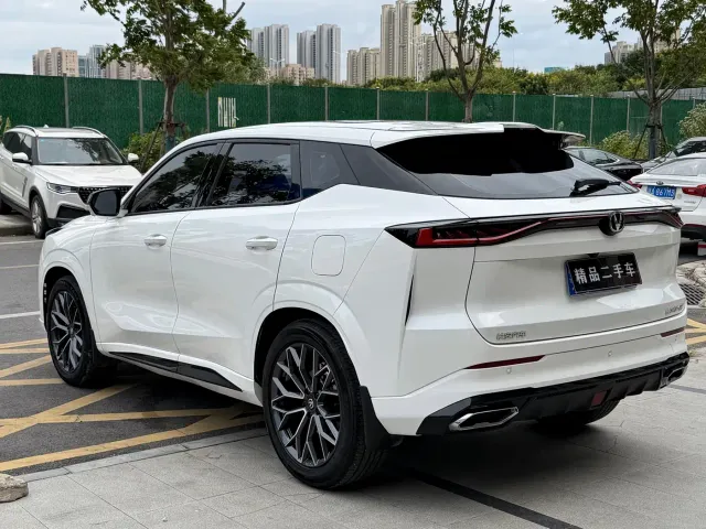 Changan UNI-Z — Фото автомобиля 14