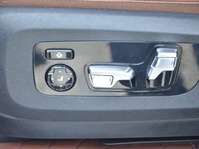 BMW X7 — Фото автомобиля 6
